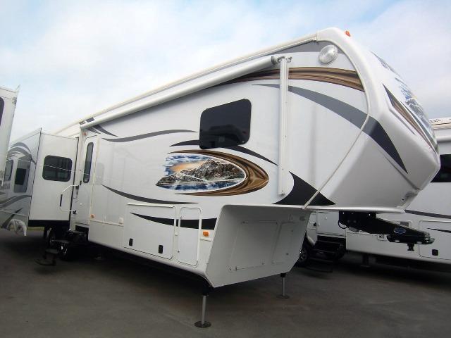 2013 Keystone Montana